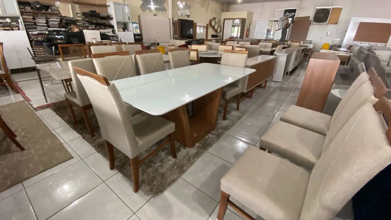Mesa de Jantar de madeira com 6 Cadeiras - Elegância e Conforto - Foto 3