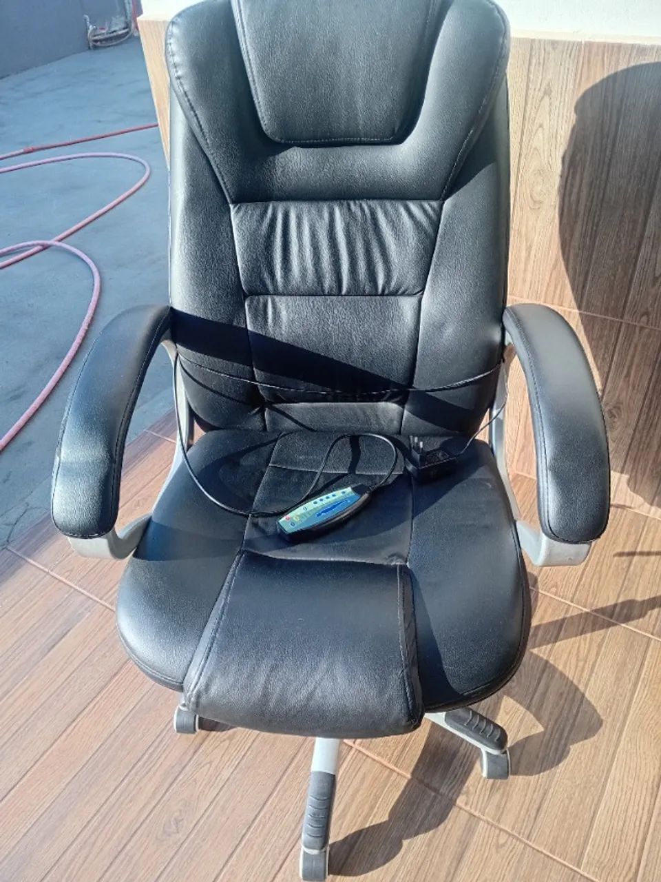 Cadeira de escritório massageadora - Foto 2