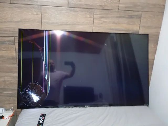 Sucata Smart TV Philco 65 polegadas (Display quebrado) - Foto 5
