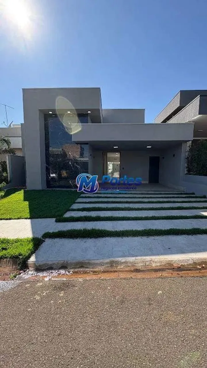 Casa Condominio Nature 1, 3 quartos sendo uma suíte, cozinha gourmet, toda com armarios.