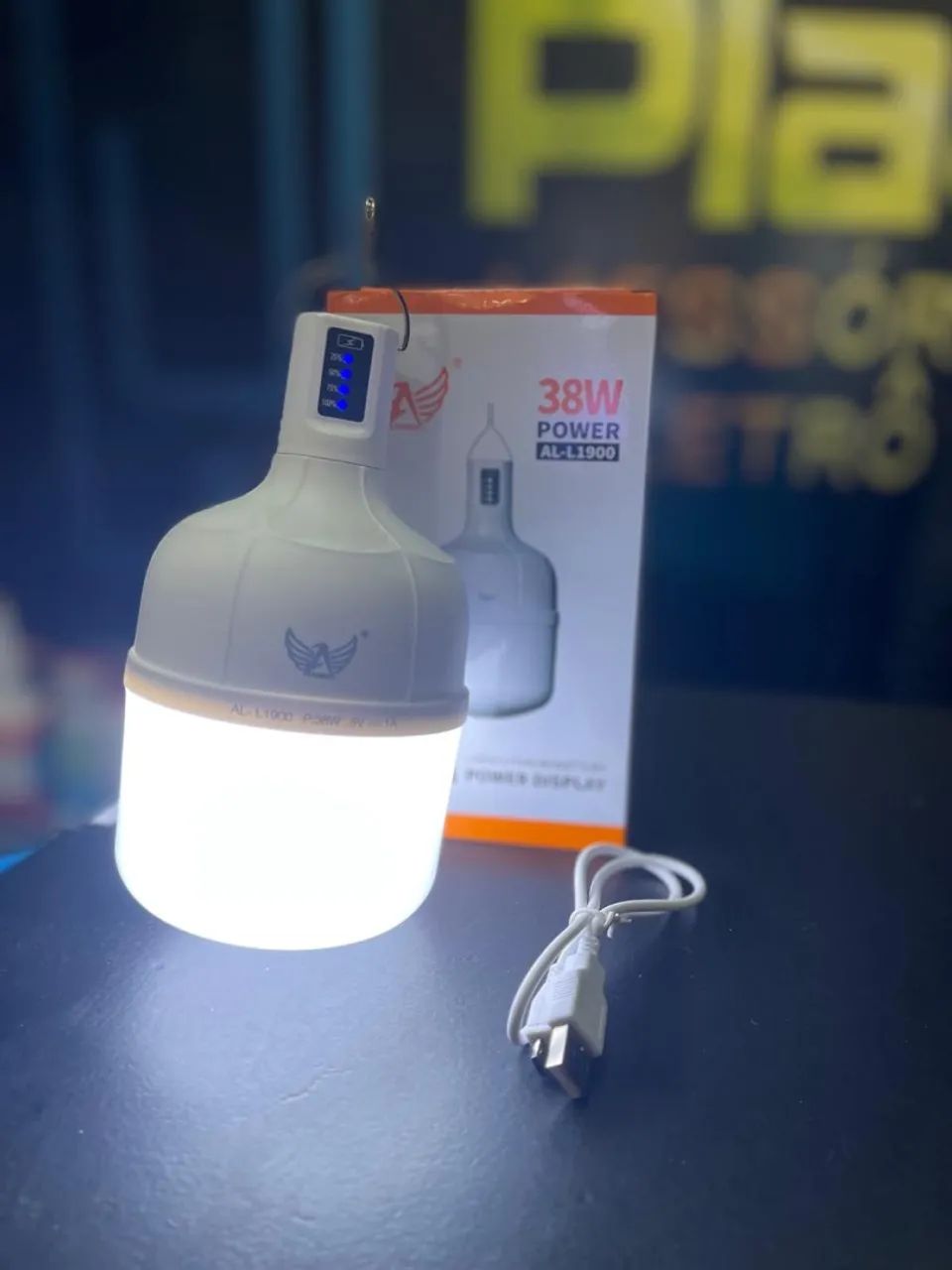 Lâmpada LED Recarregável 38W com Display de Bateria - Foto 4
