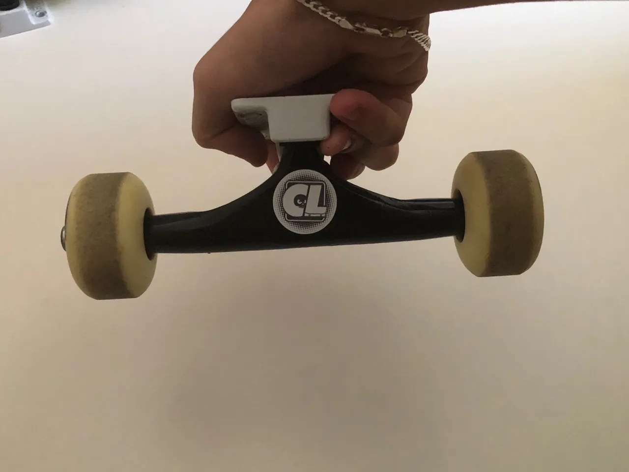 Truck de Skate CL - Ótimo estado!