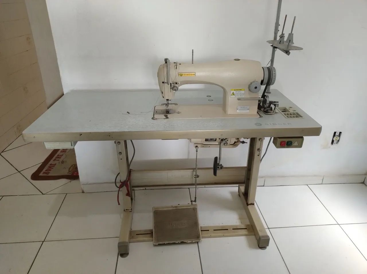 Máquina de costura Singer