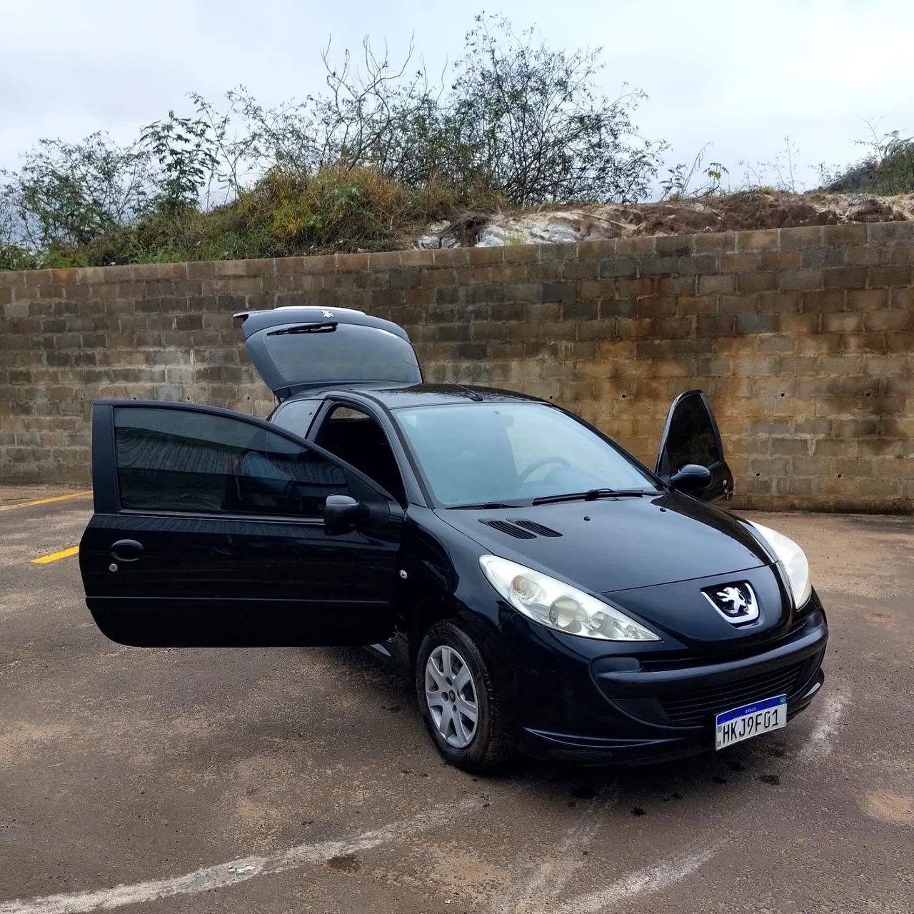 Peugeot 207 XR 1.4 Flex 8V 3P 2009 - Foto 4