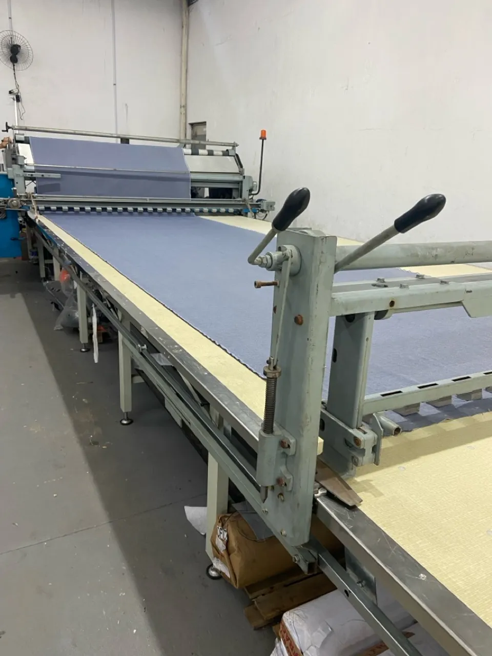 Máquinas industriais Enfestadeira