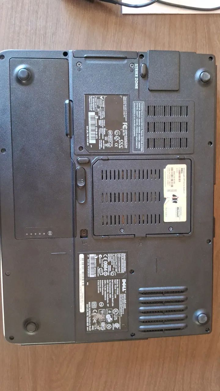 Notebook Dell latitude 131L 3Gb.memoria HD 60Gb.Win xp Funcionando  - Foto 3