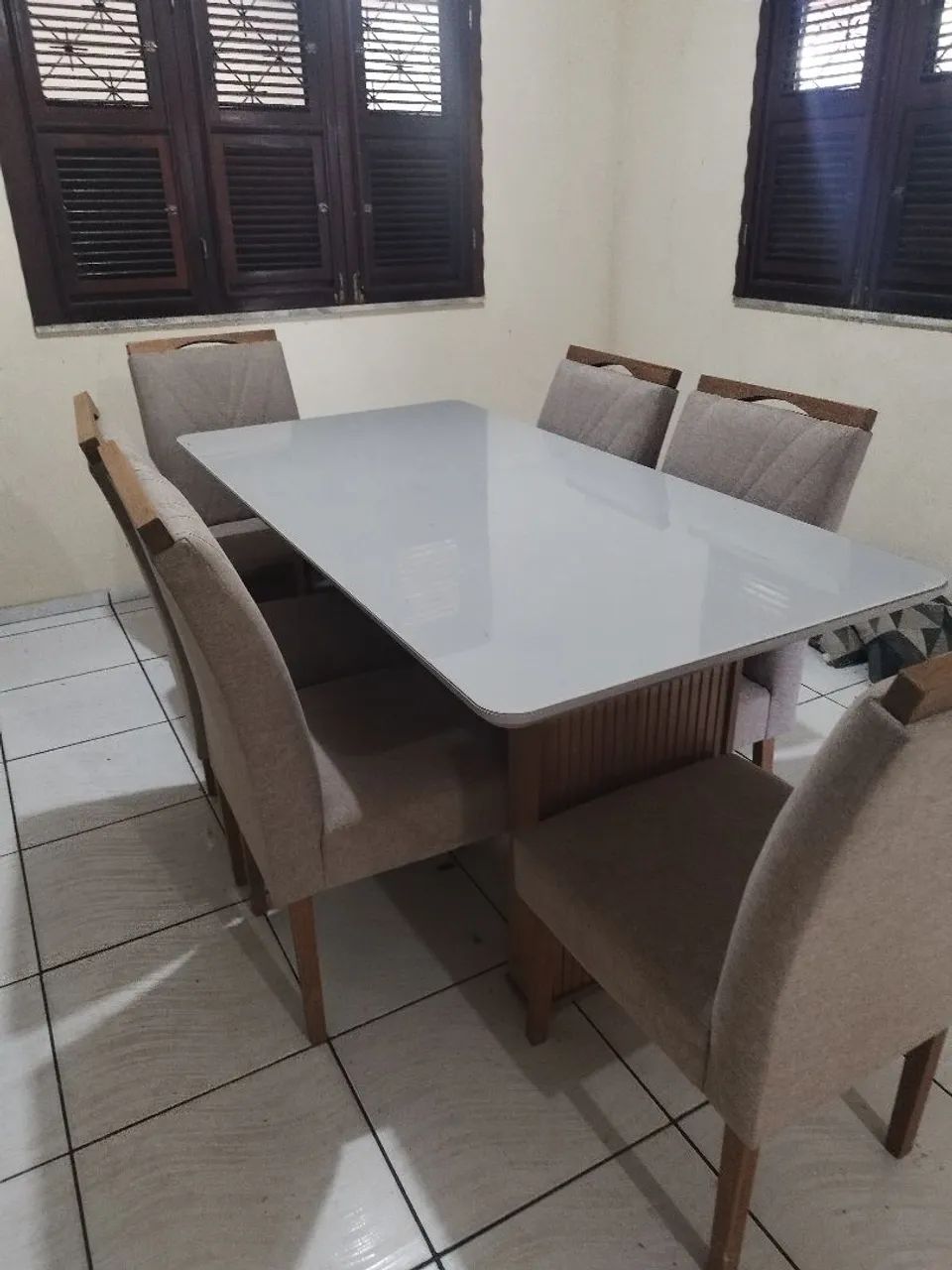 Mesa de jantar 6 lugares - Foto 4