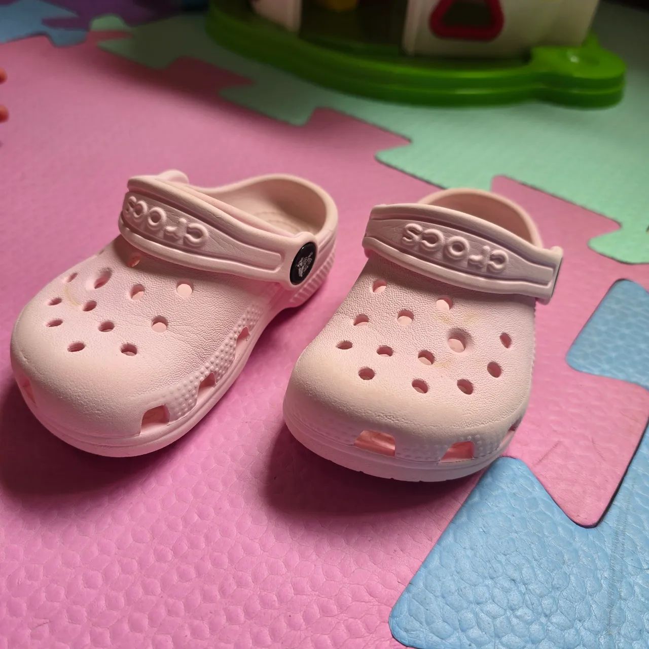 Crocs original C6 cor rosa - Foto 3