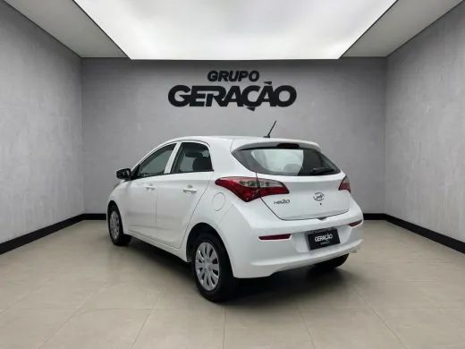 Hyundai HB20 Unique 1.0 Flex 12V Mec. 2019 - Foto 2