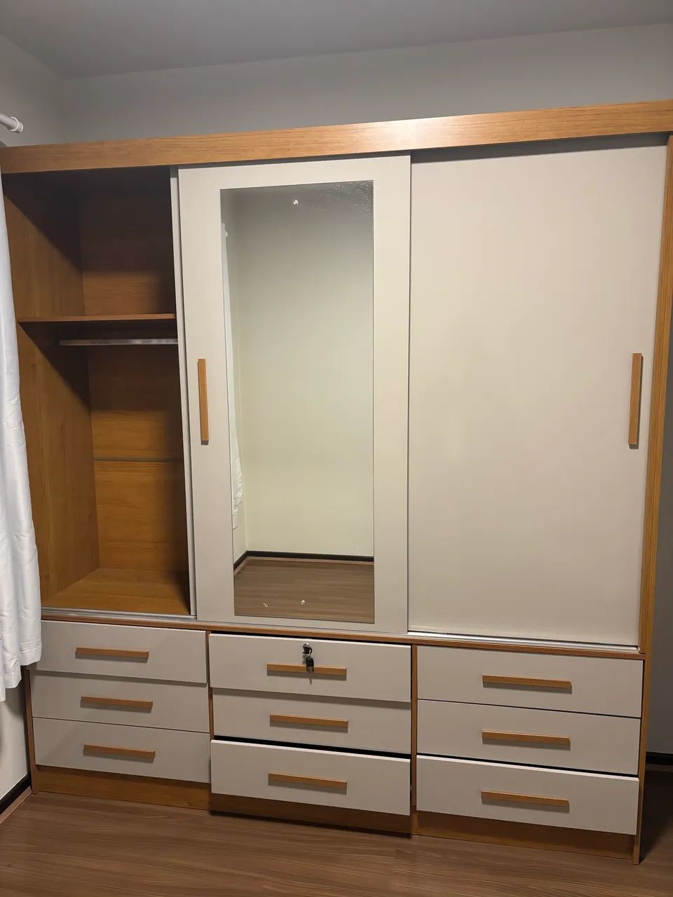 Guarda-roupa 3 portas - Foto 2