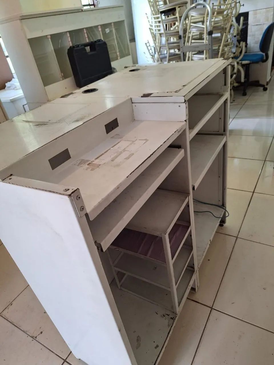 Balcao de atendimento em metal  usado  - Foto 2