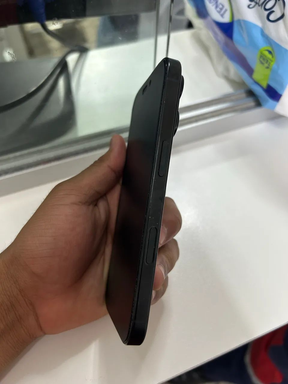 iPhone 16 pro  - Foto 2