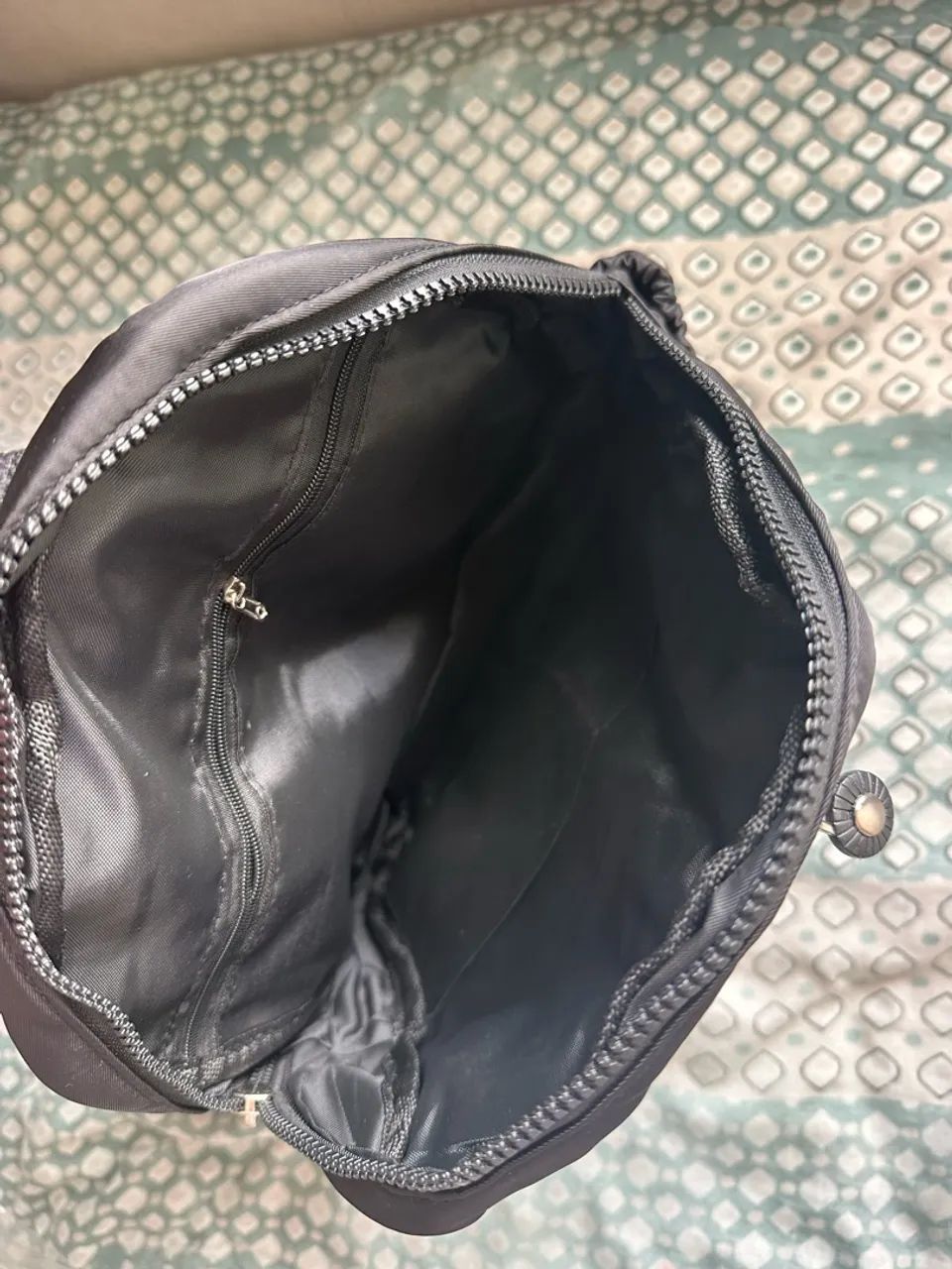 Mochila preta  - Foto 4