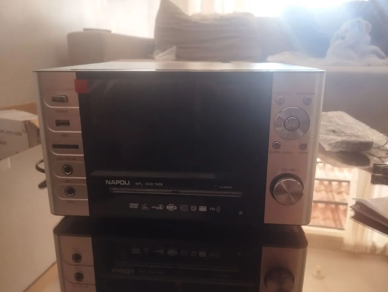 Napoli Electronics NPL-DVD 7029 - DivX HiFi Component System - Foto 3