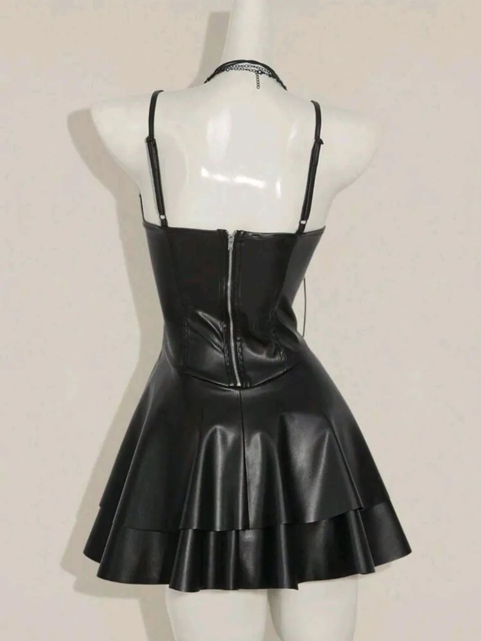 Vestido gótica couro fake - Foto 3