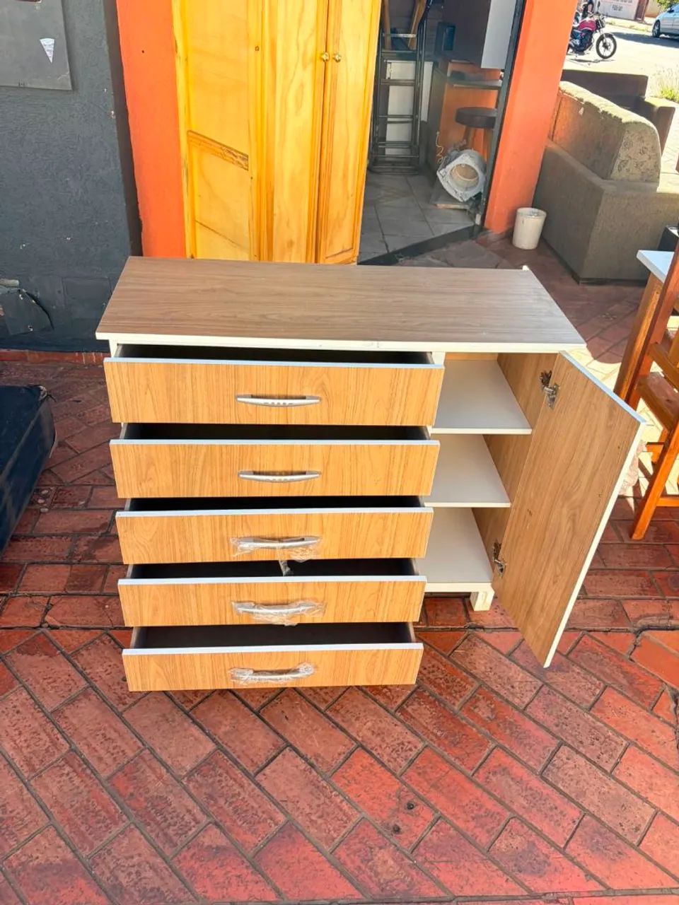Cômoda de MDF bem conservada ((ENTREGO GRATIS)) - Foto 5