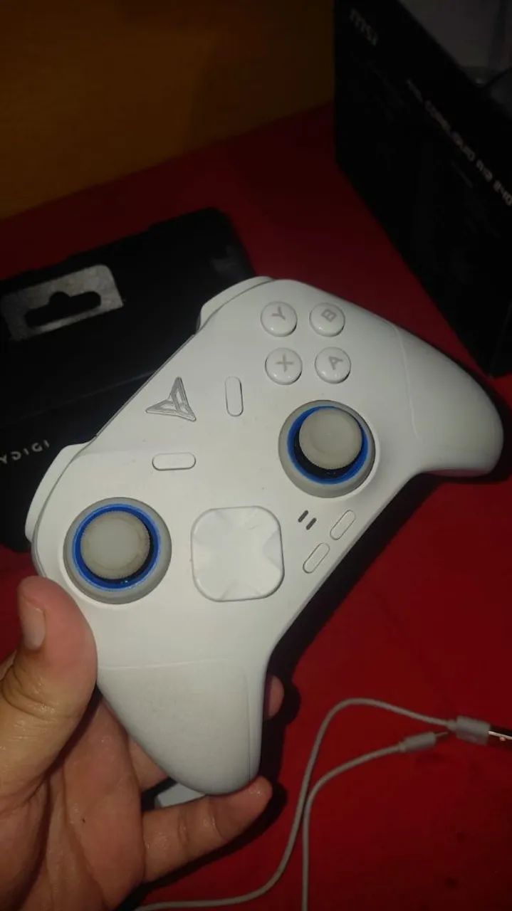 Flydigi Direwolf 4 Wireless Game Controller for PC/IOS/ Android/Switch1/2 - Foto 4