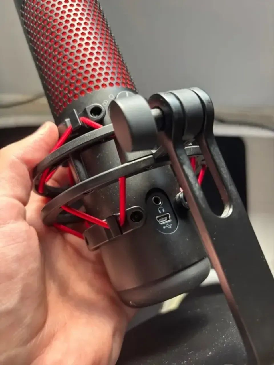 MICROFONE HYPERX QUADCAST - Foto 3