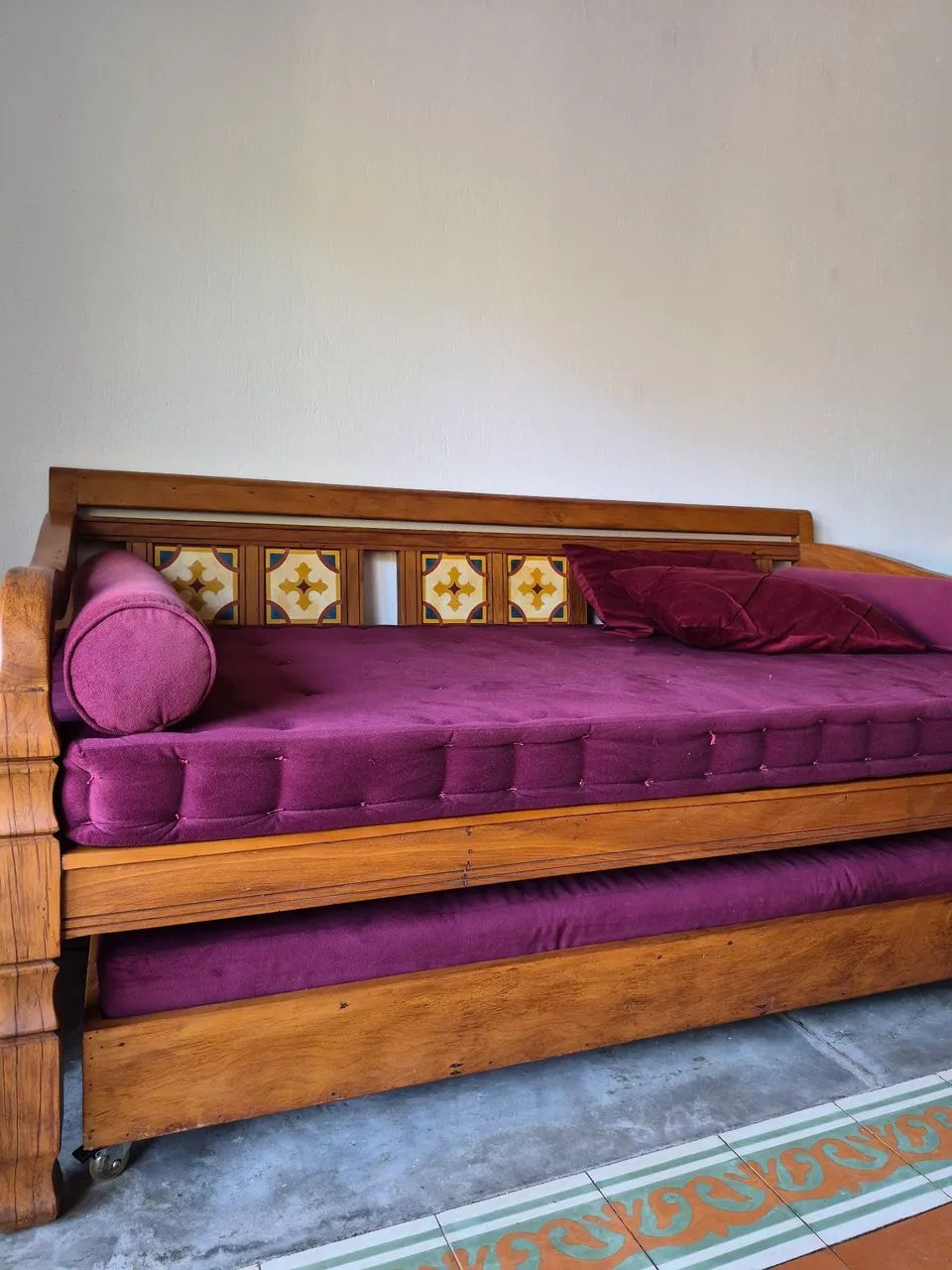 Sofá Cama Madeira Maciça 