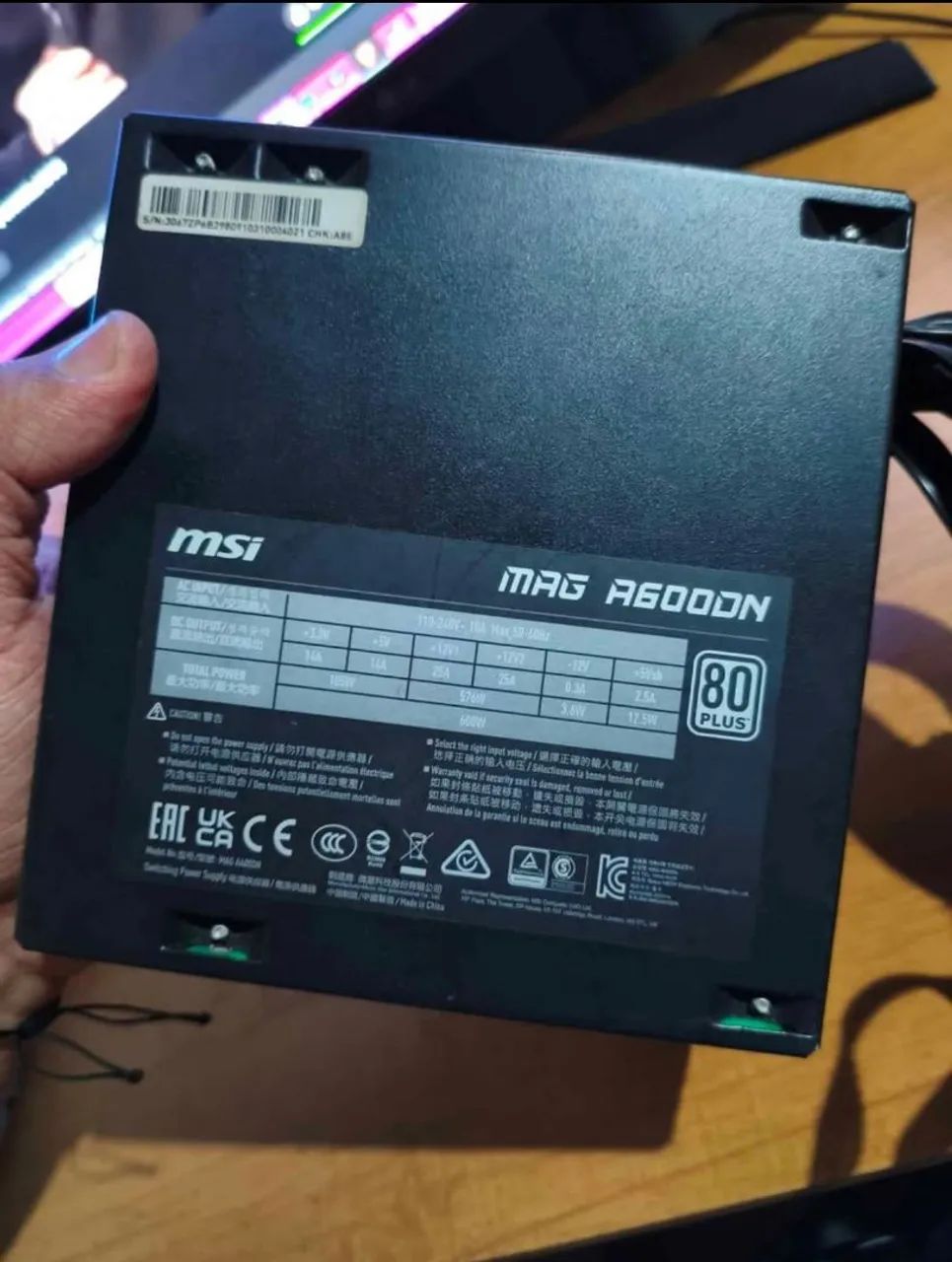 Fonte MSI 600w