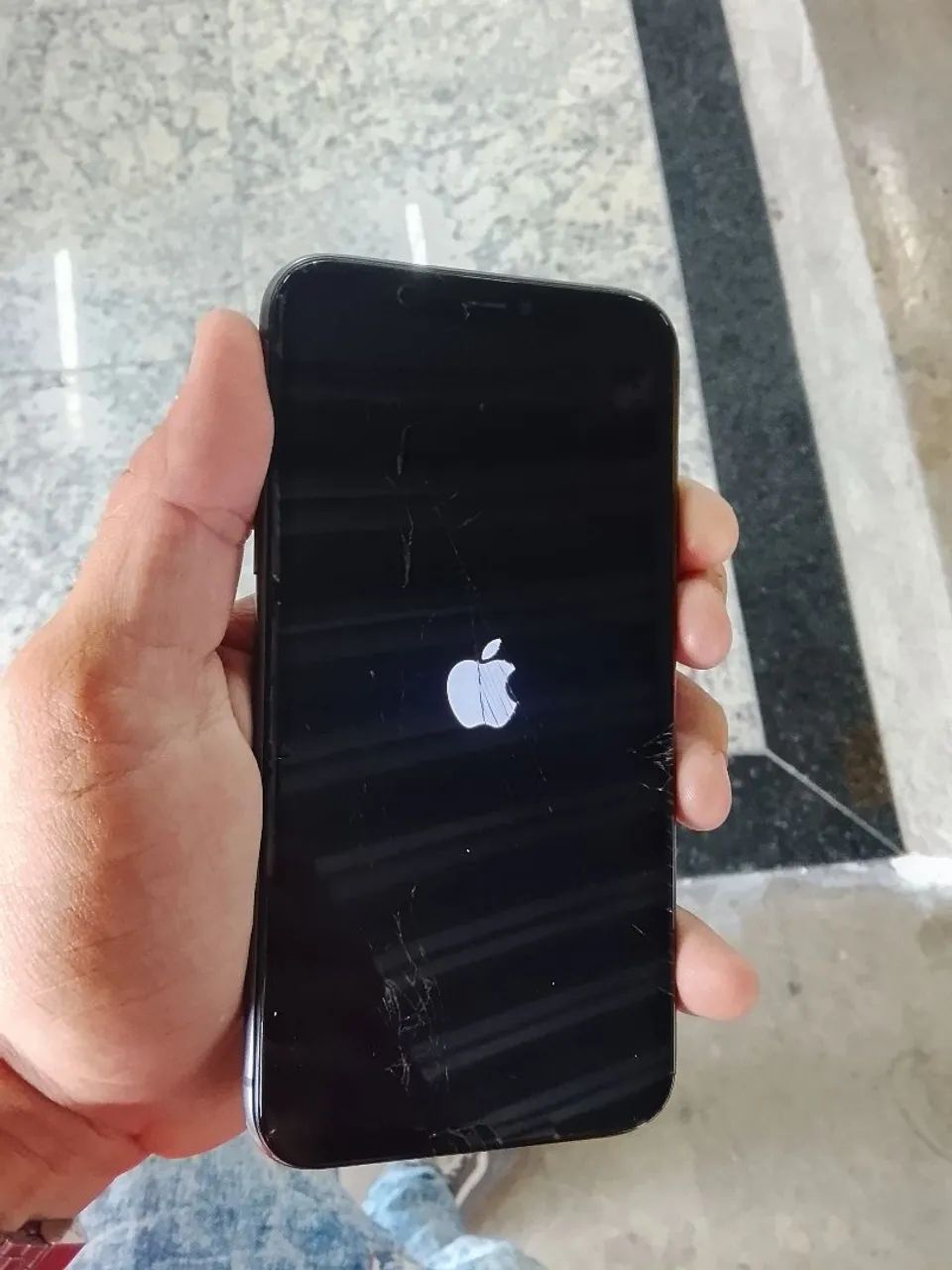 iPhone 11 vem que tem conversa  - Foto 3