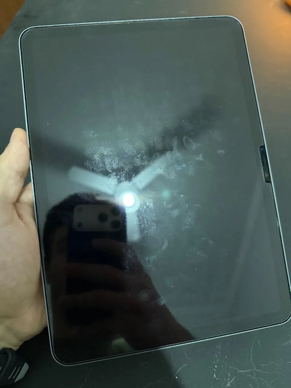 iPad Air M4 Wifi e Celular Cinza, Usado menos de um mes - Foto 3