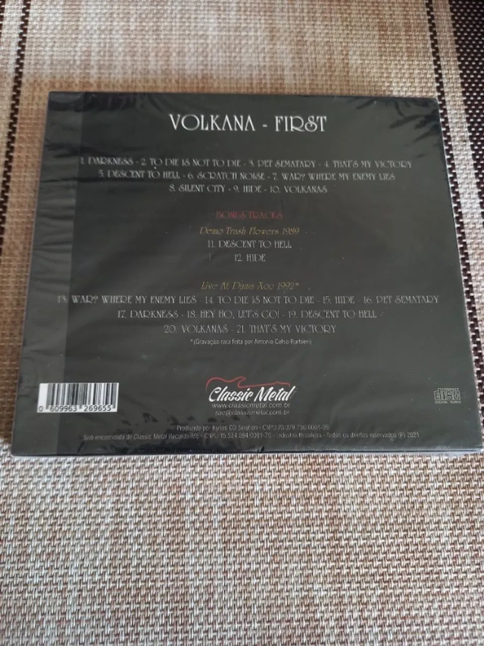 CD Volkana  - First (Lacrado) - Foto 2