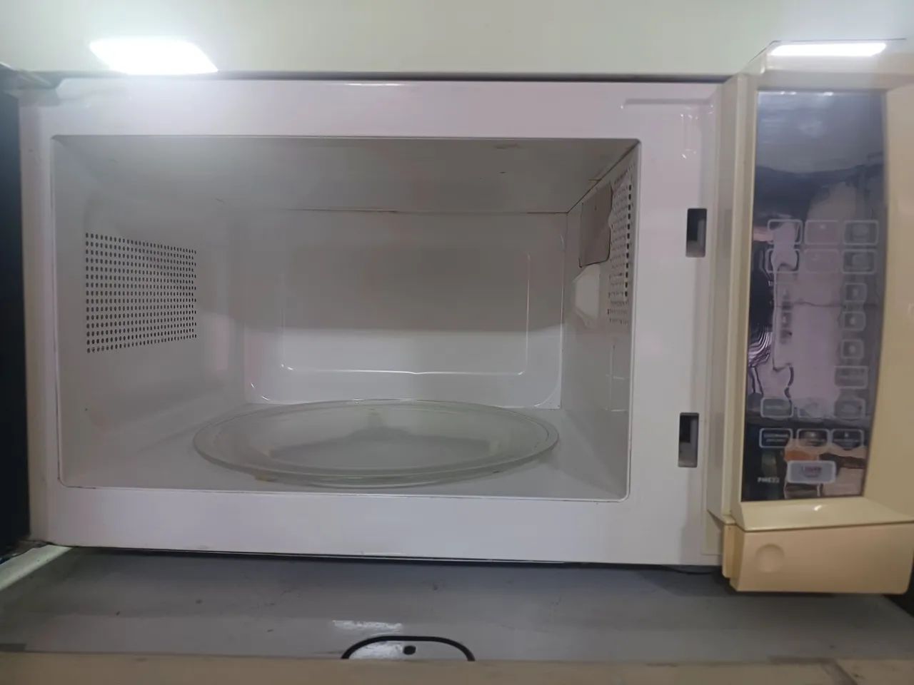 Microondas Philco Espelhado - Foto 2
