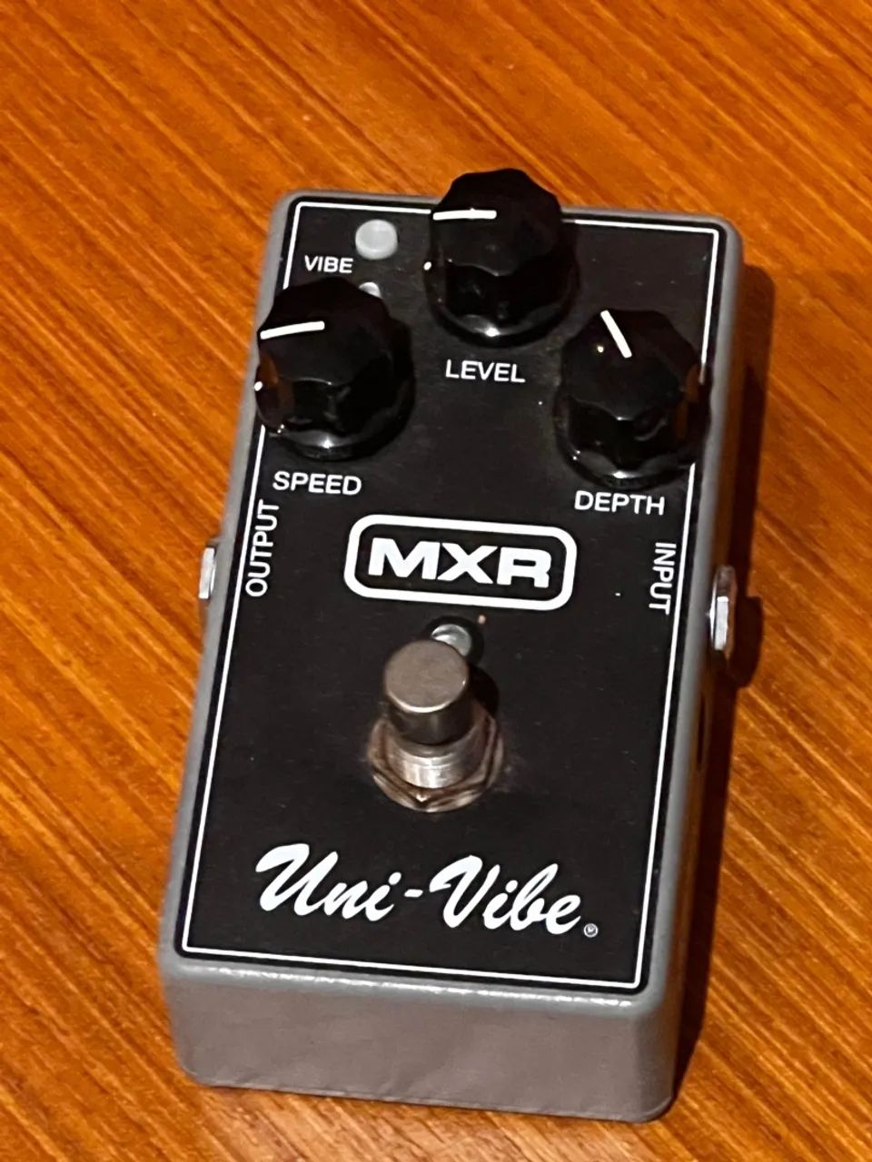 Pedal MXR M68 Uni-Vibe Chorus Vibrato Original - Instrumentos