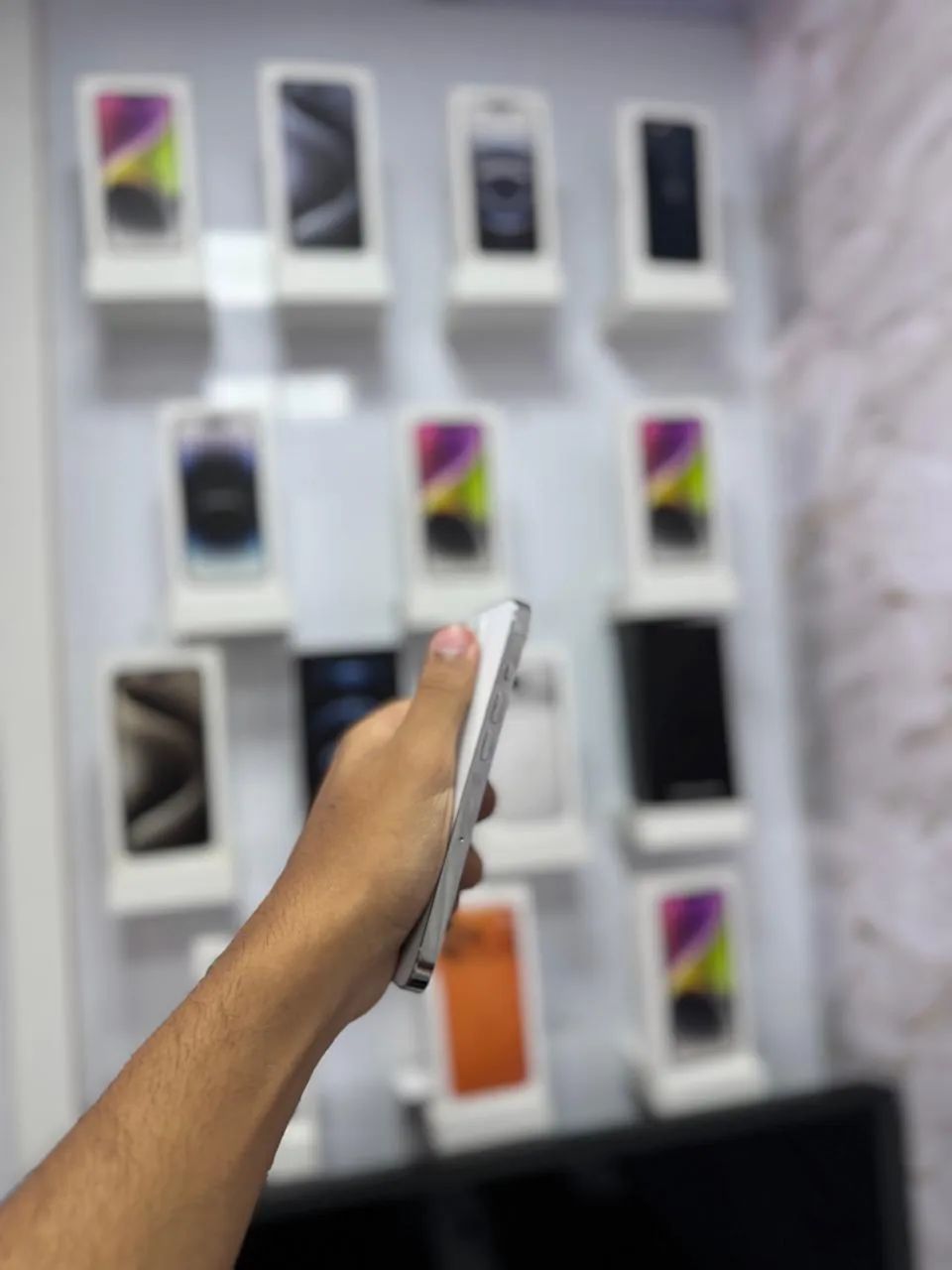 IPHONE 15 PRO 128 GB 3.700,00 - Foto 2