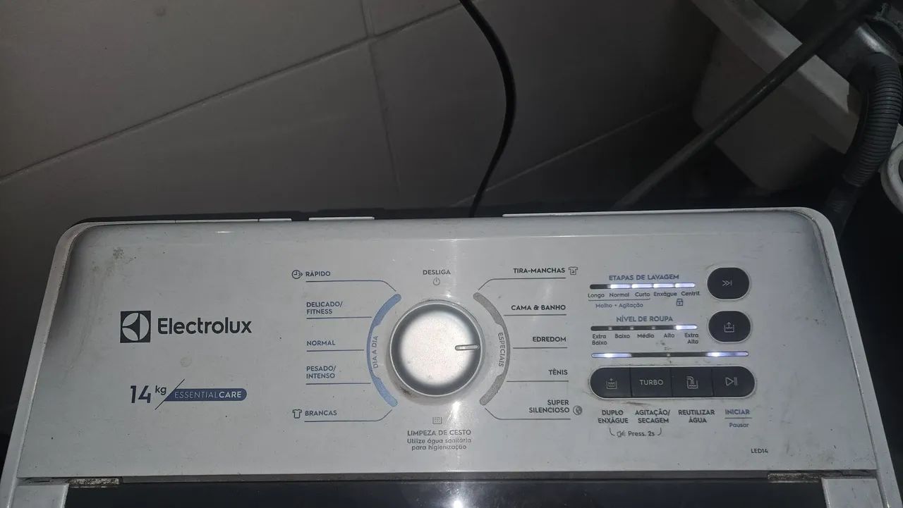 Lavadora de roupas electrolux 14kg - Foto 2