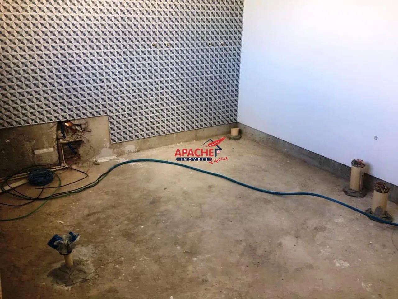 Excelente cobertura duplex, com 4 dormitórios sendo 2 suítes,e área gourmet - Foto 4