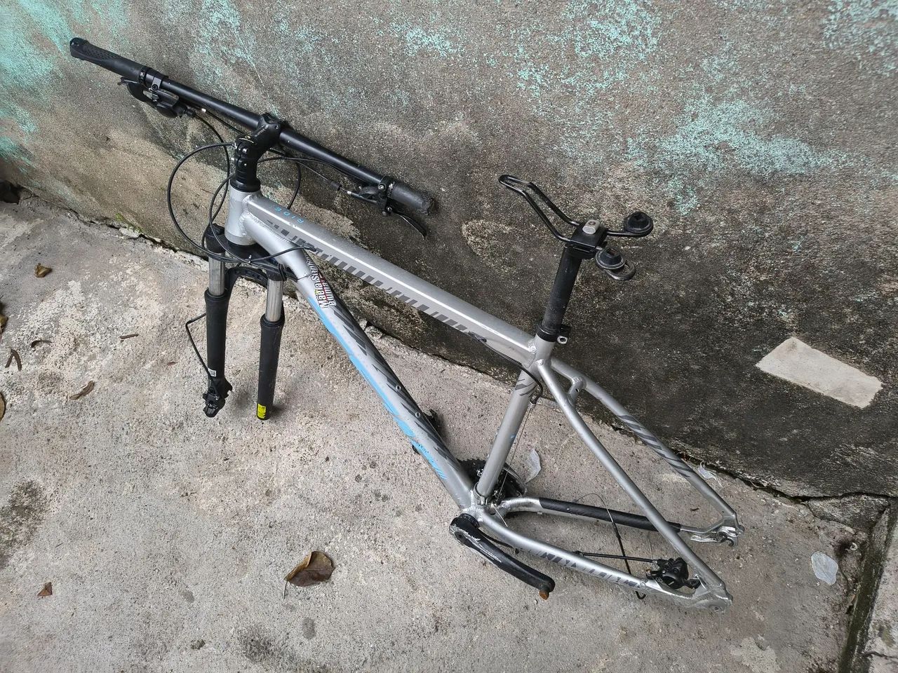 Vendo esse quadro aro 29 !!!