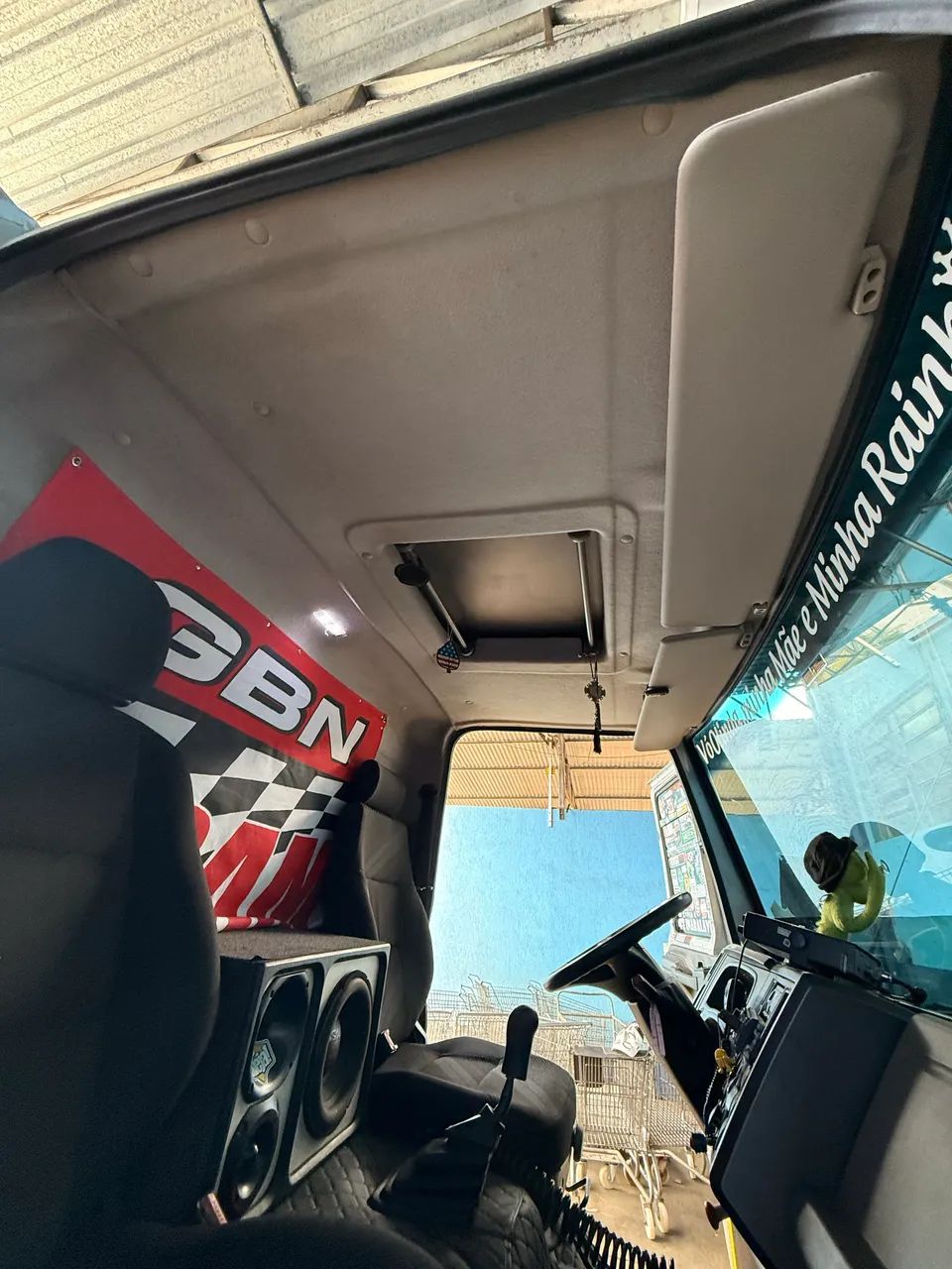 Ford Cargo 816e 2018 - Foto 4