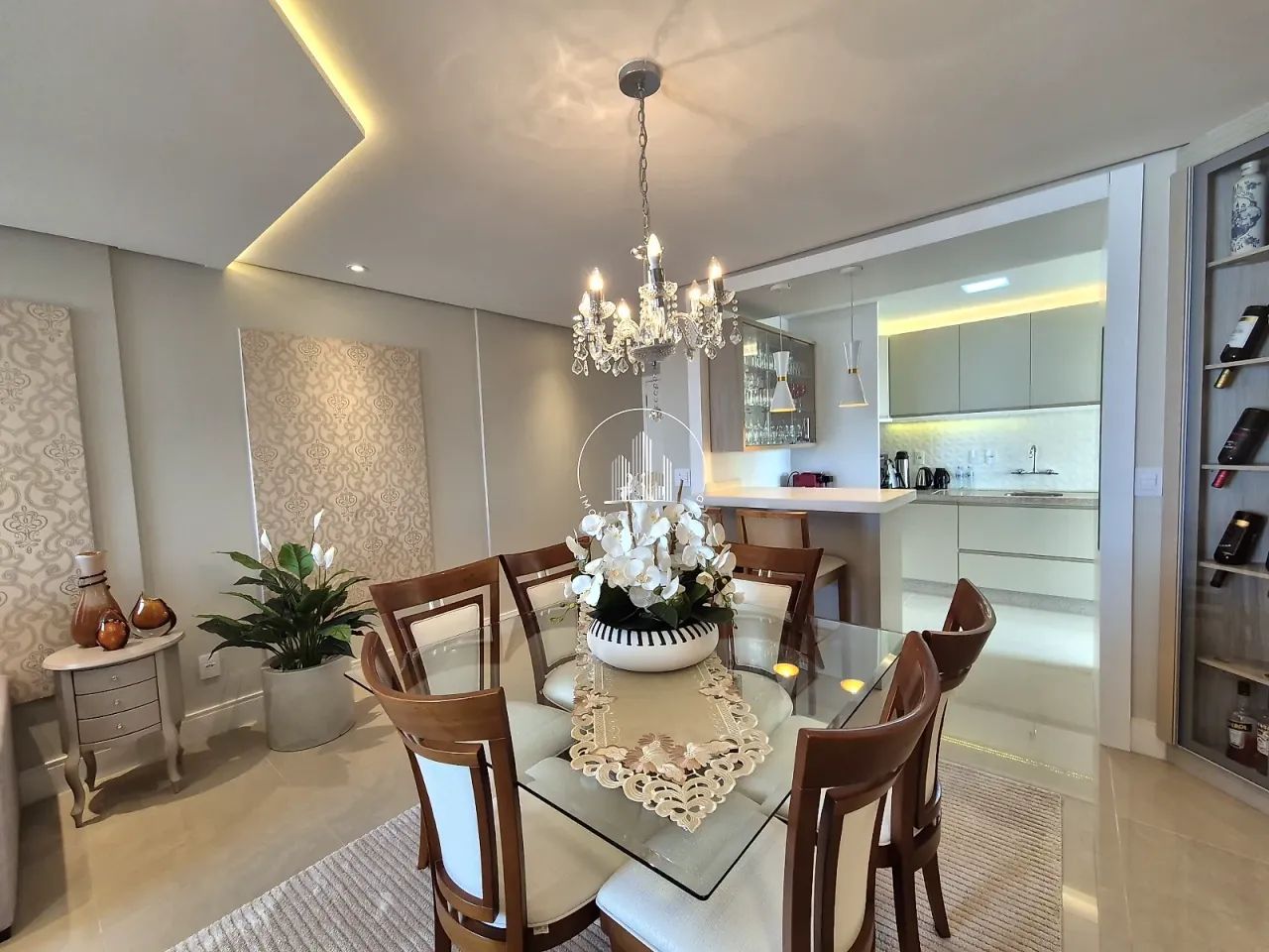 Apartamento 2 Quartos com 1 Suíte e 81m² - Coqueiros - BRN - Foto 2