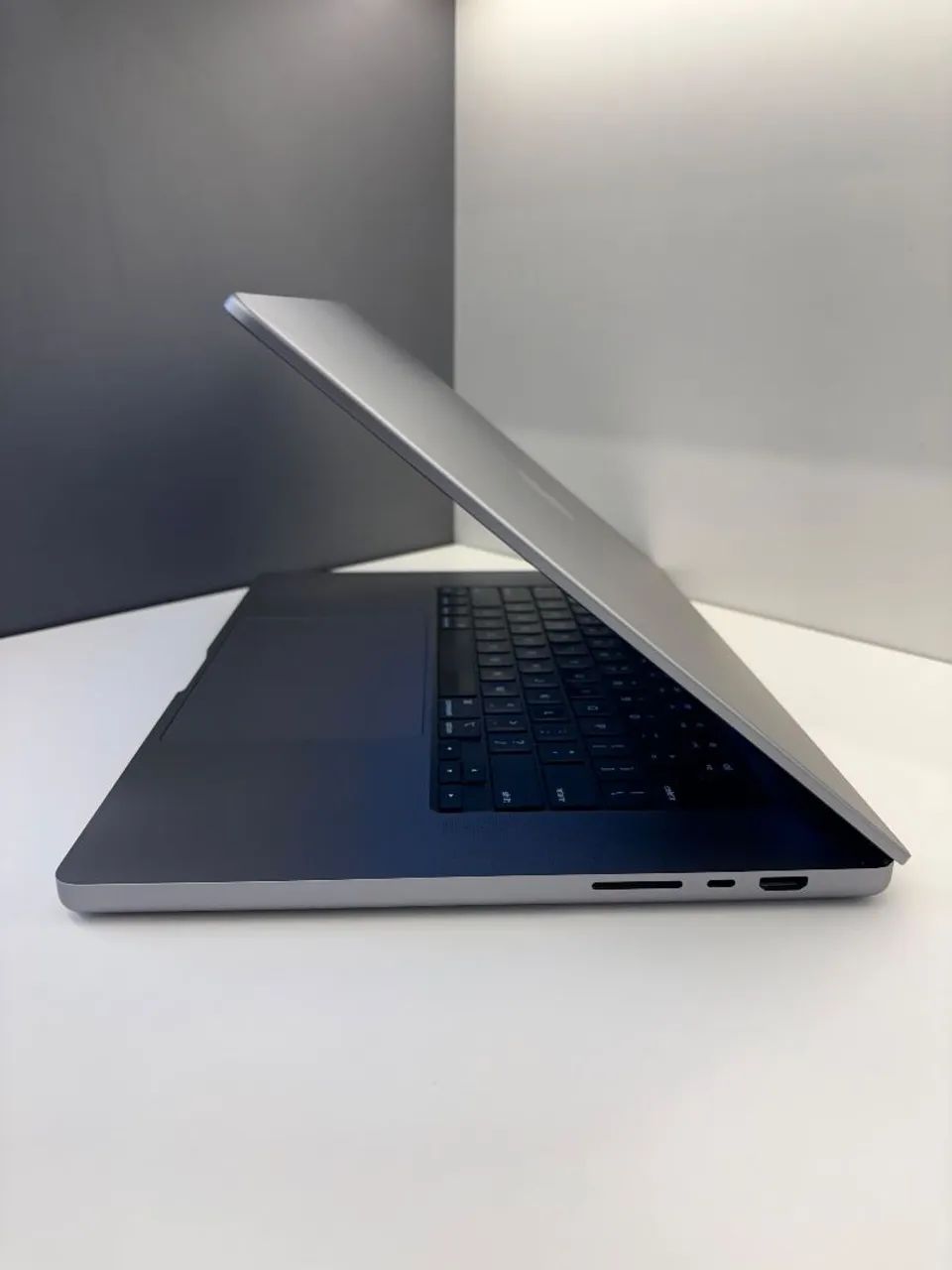 Macbook Pro 16