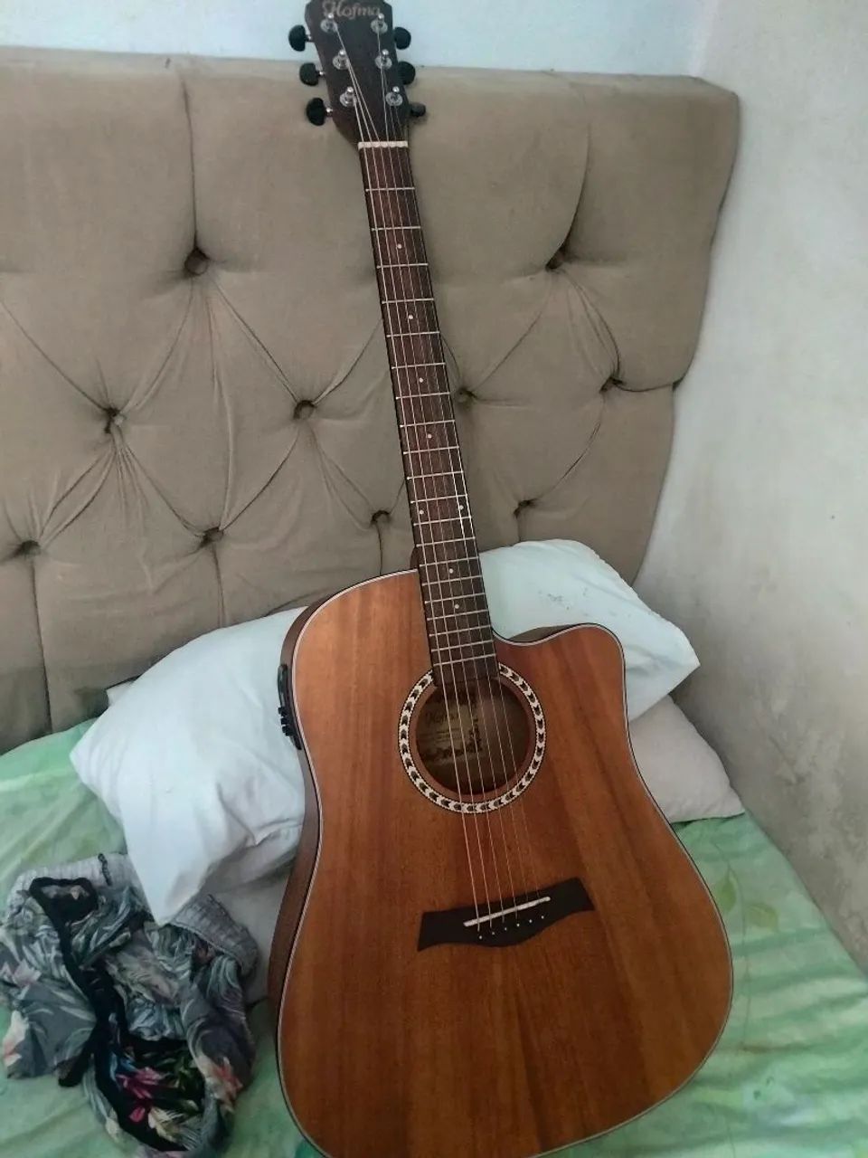 Violão elétrico 