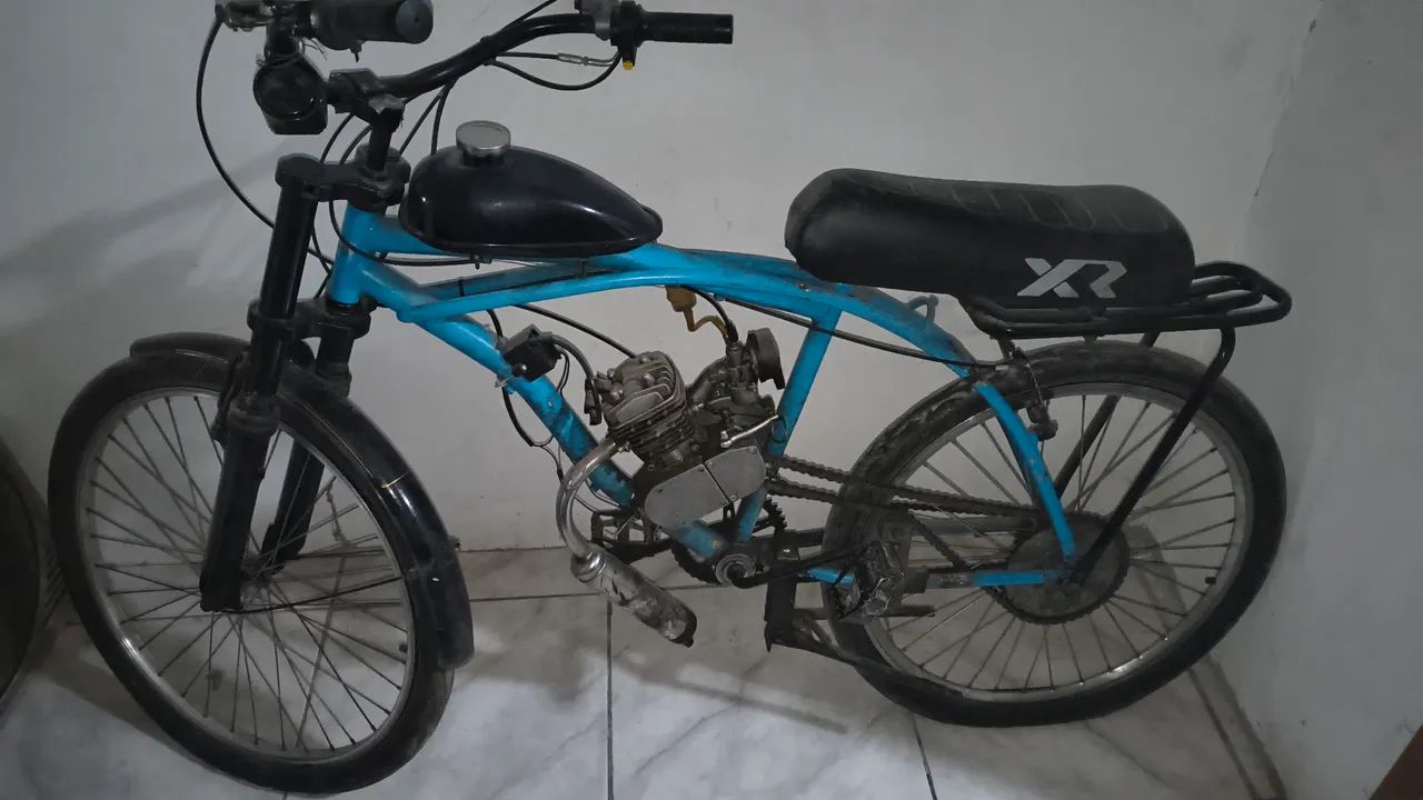Bicicleta motorizada usada