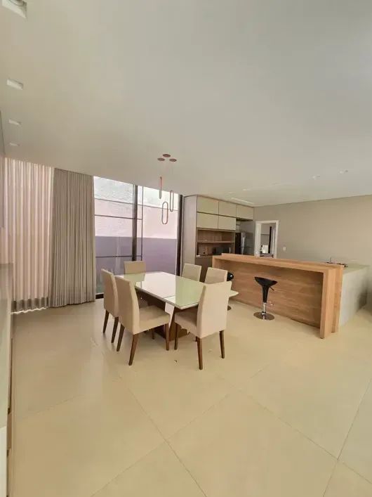 Casa para aluguel com 220 metros quadrados com 4 quartos - Foto 3