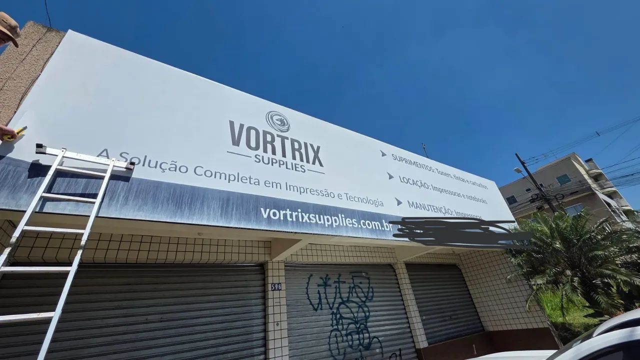 Estrutura para placa comercial
