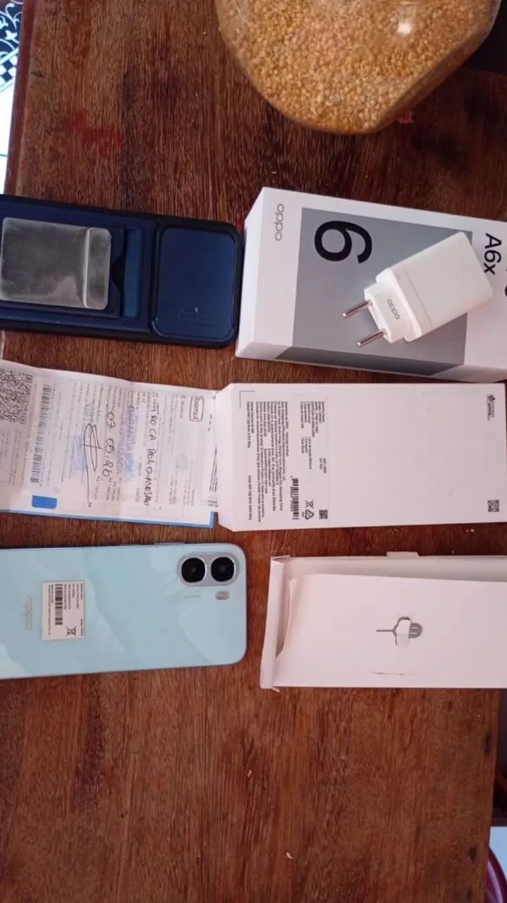Celular oppo a6x do ano 