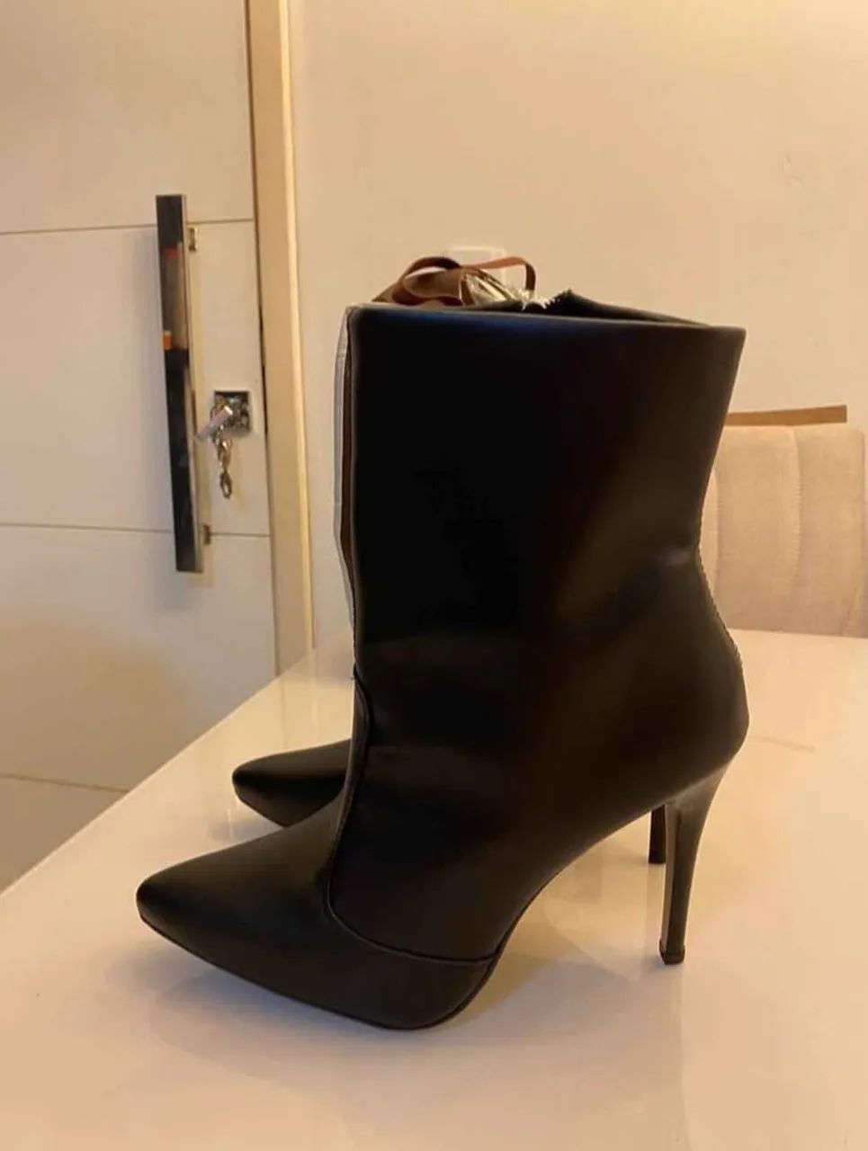 Calçados de couro  - Foto 3