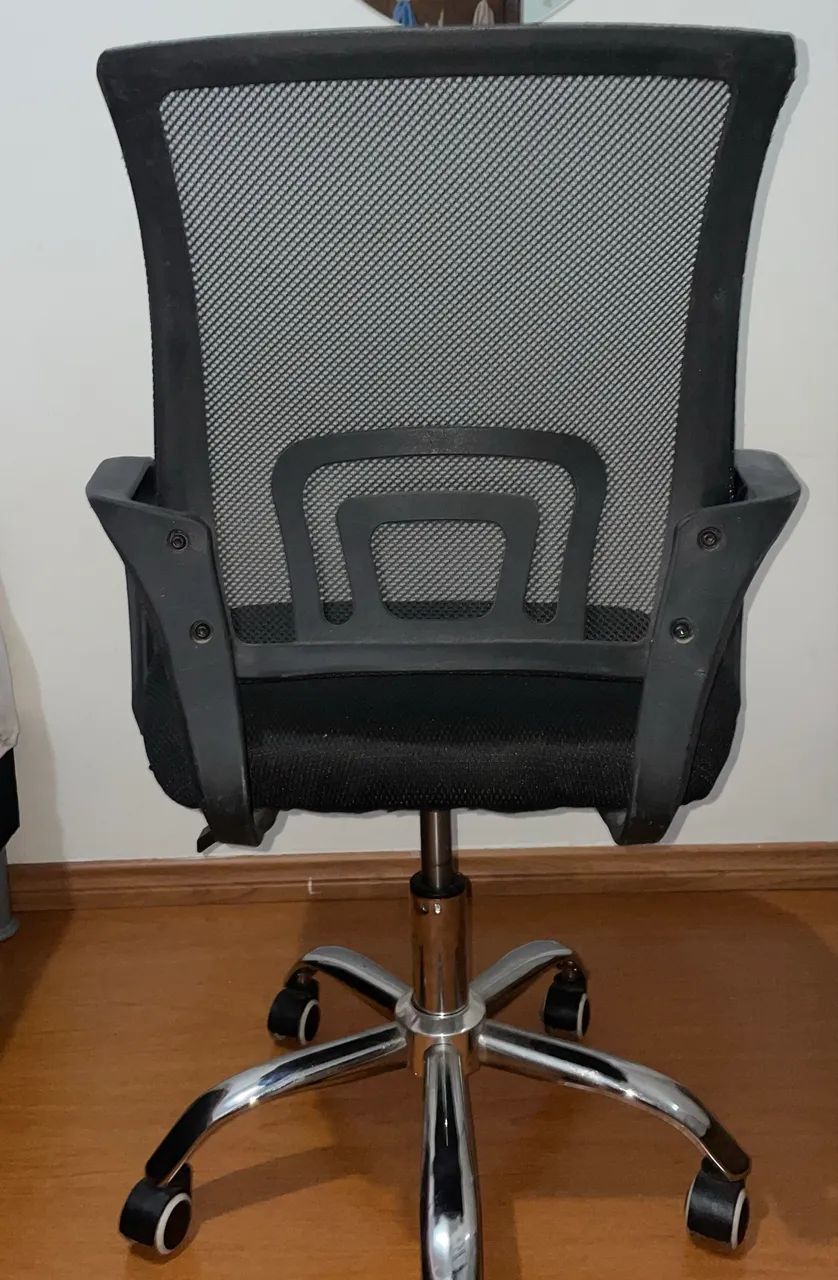 CADEIRA ESCRITÓRIO SEMI NOVA - Foto 3