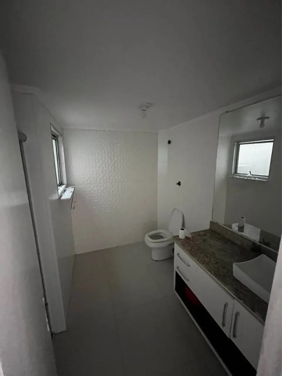 Apartamento mobiliado com 2 quartos e 2 banheiros - Três Vendas - Foto 3