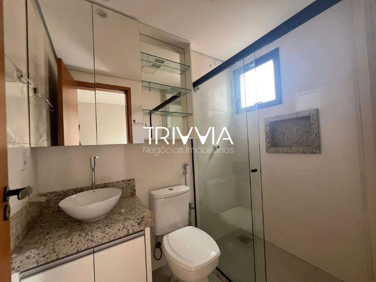 Apartamento no Copacabana  planejados, suíte e prédio com elevador - Foto 3