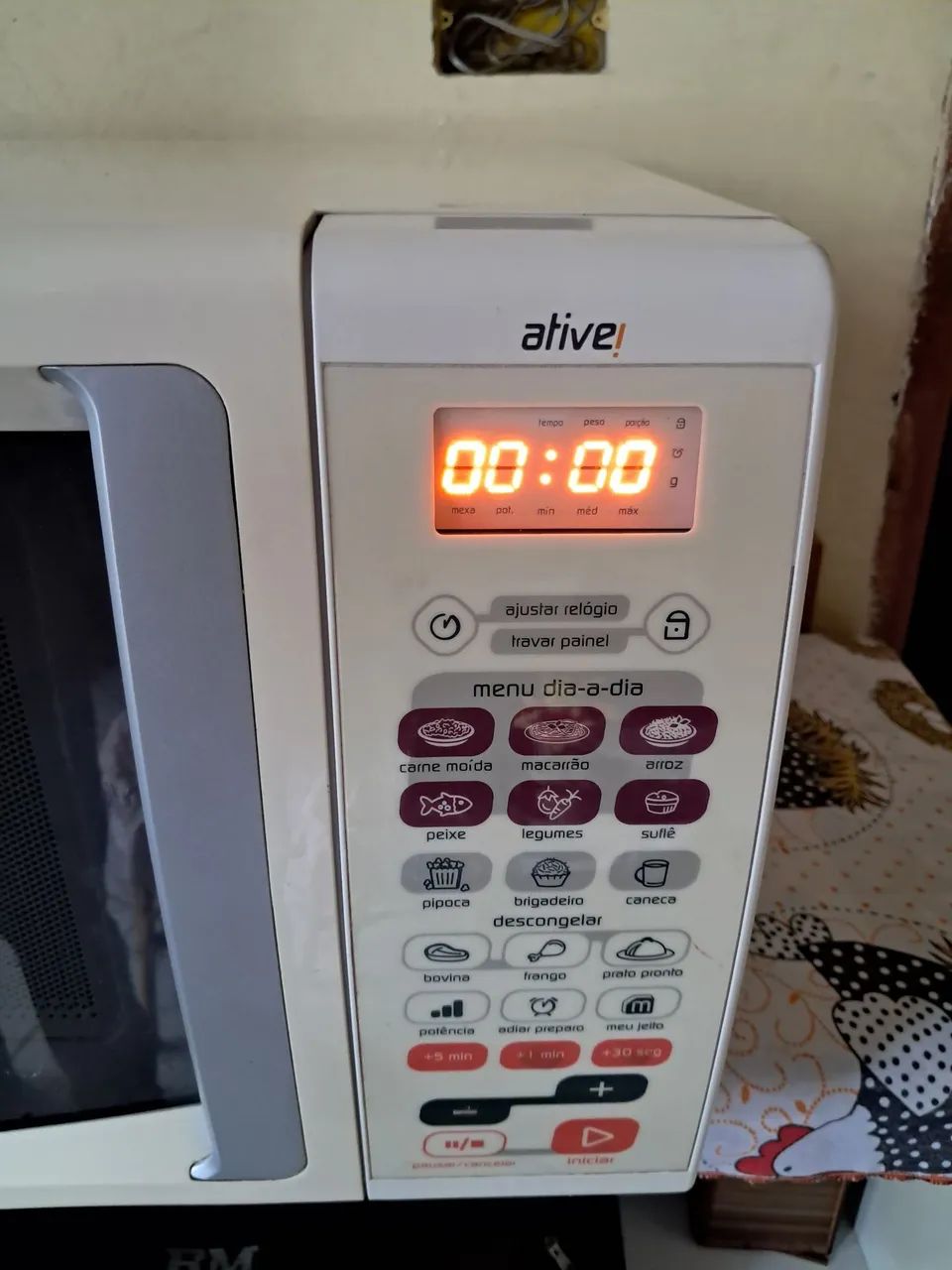 Micro-ondas  brastemp 31 litros - Foto 3