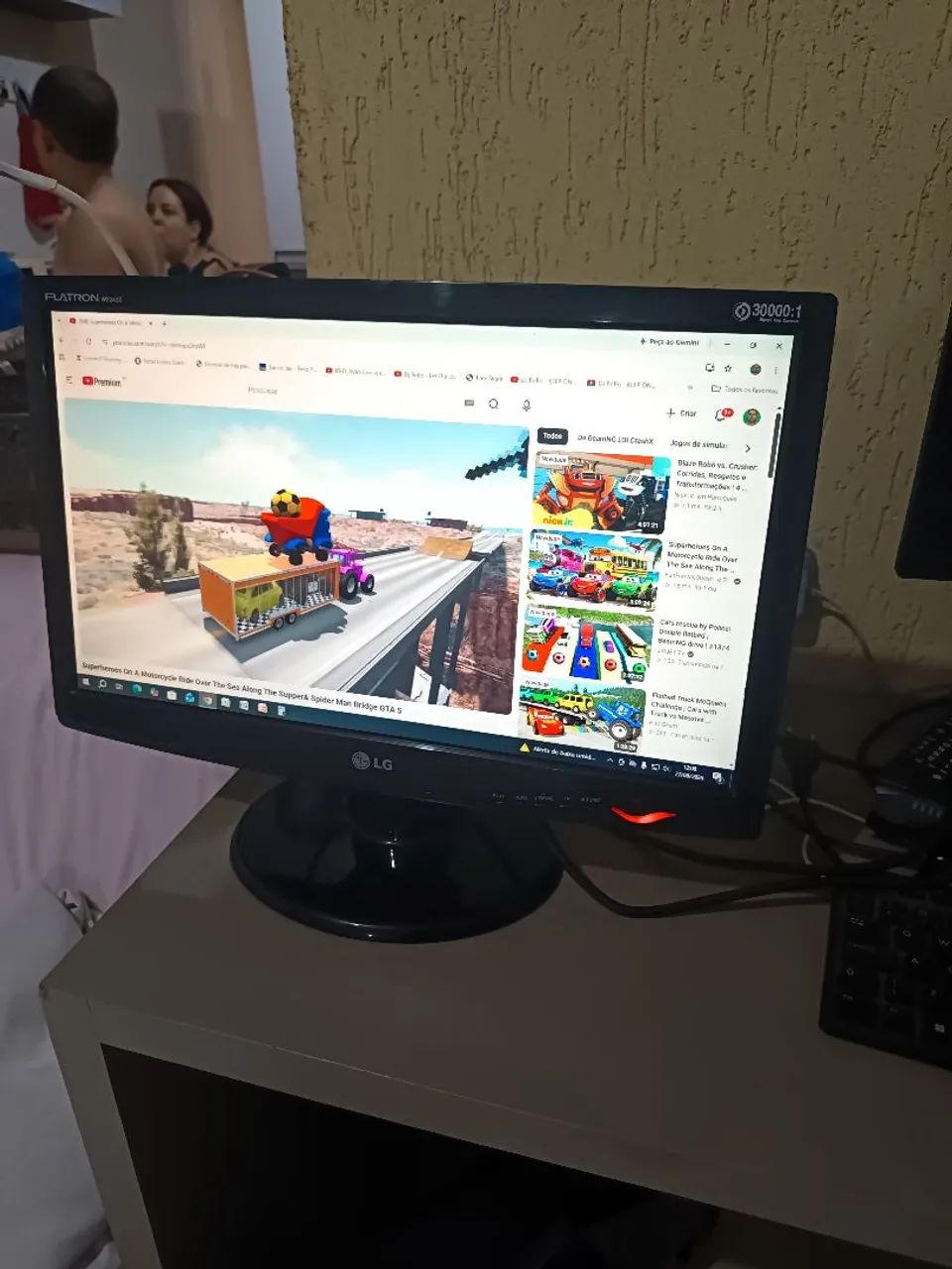 Monitor LG de 20 polegadas  - Foto 4