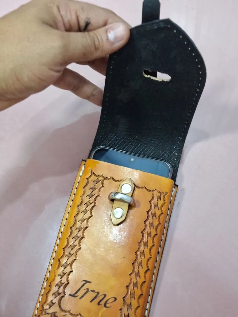 Estou vendendo porte de celular de couro preço bom - Foto 5