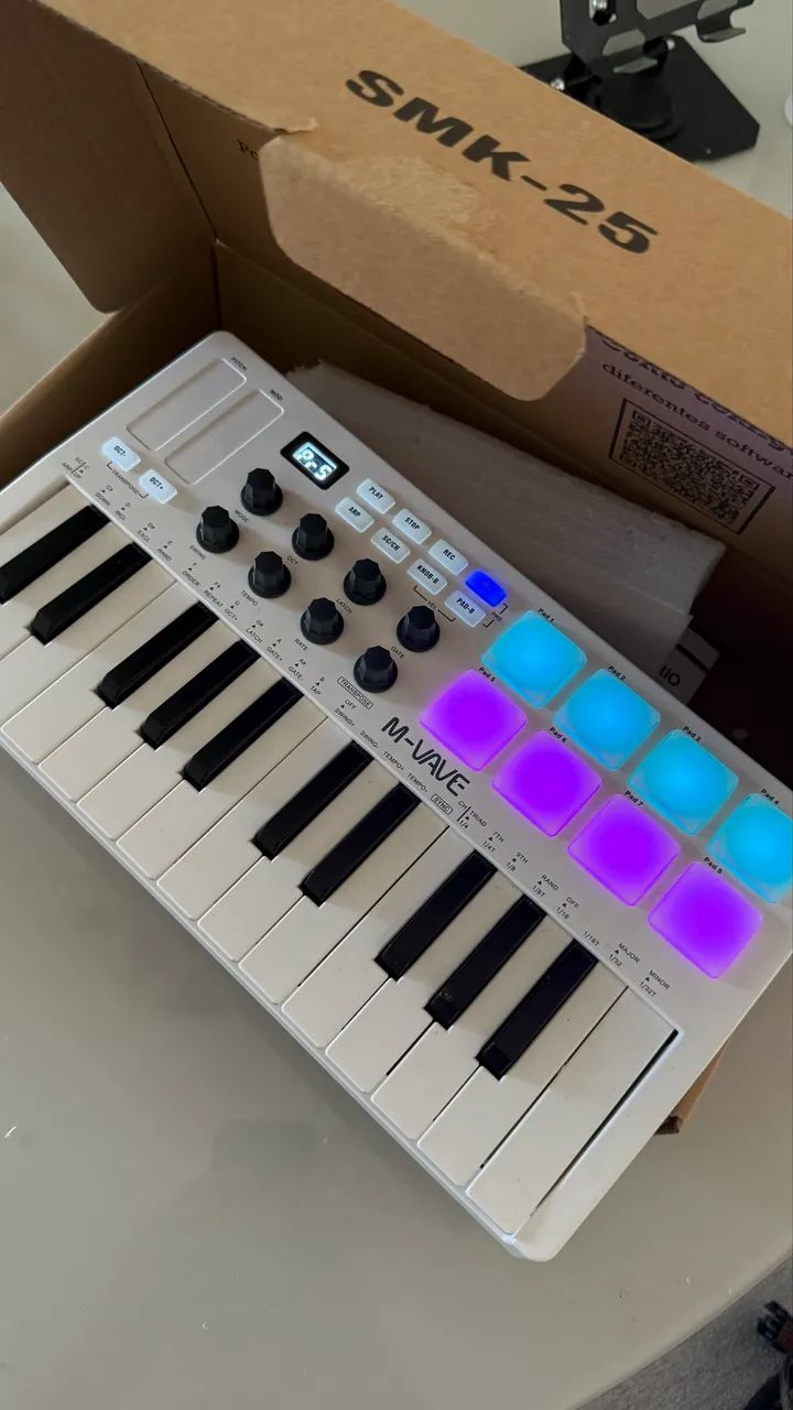 Teclado Controlador Midi Mave 25