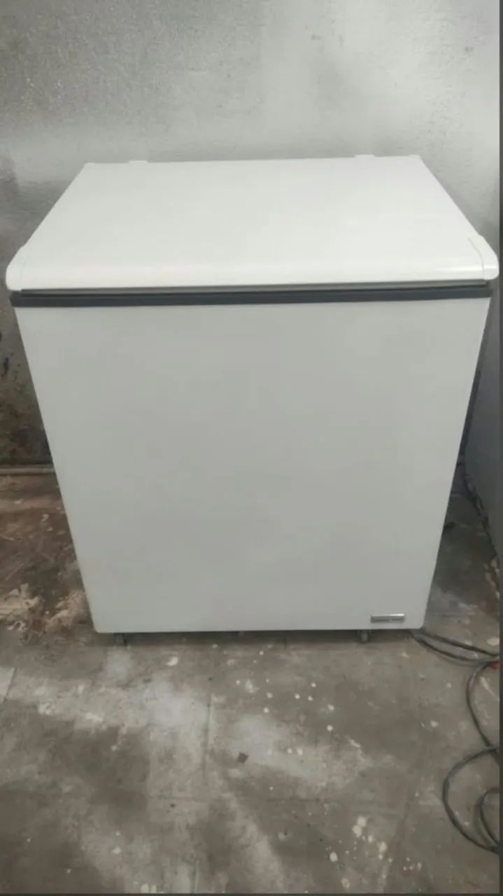 Freezer / Conservador Horizontal Esmaltec